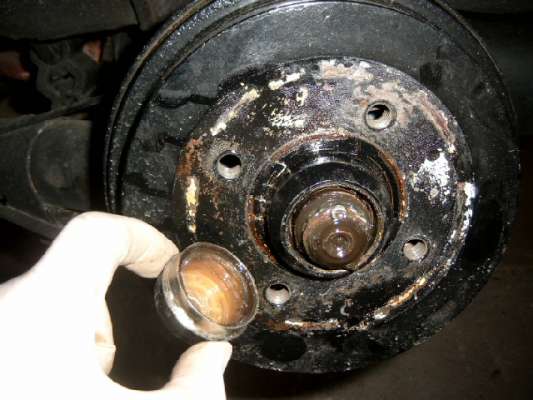 Datei:Scheibenbremse hinten-08.jpg