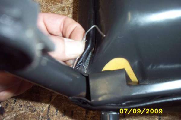 Datei:Sitzbezuege wechseln-06.jpg