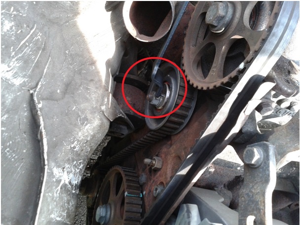 Zahnriemen-wechsel 17.jpg