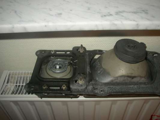 Datei:Scheinwerfer reinigen-6.jpg