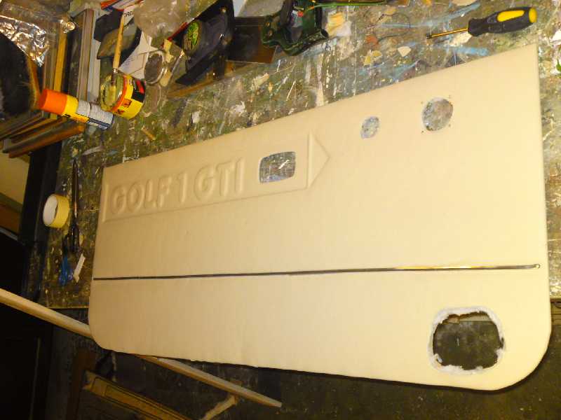 Datei:Tuerverkleidungen mit leder beziehen 32.jpg