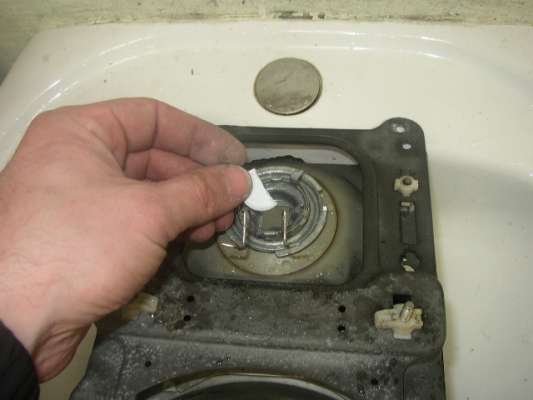 Datei:Scheinwerfer reinigen-3.jpg