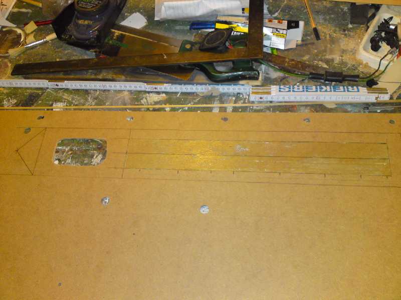 Datei:Tuerverkleidungen mit leder beziehen 07.jpg