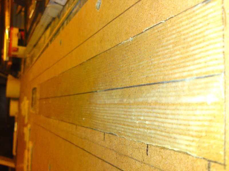 Datei:Tuerverkleidungen mit leder beziehen 05.jpg