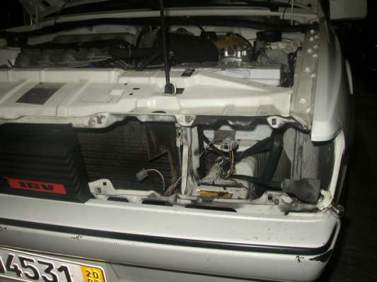 Datei:Scheinwerfer reinigen-1.jpg