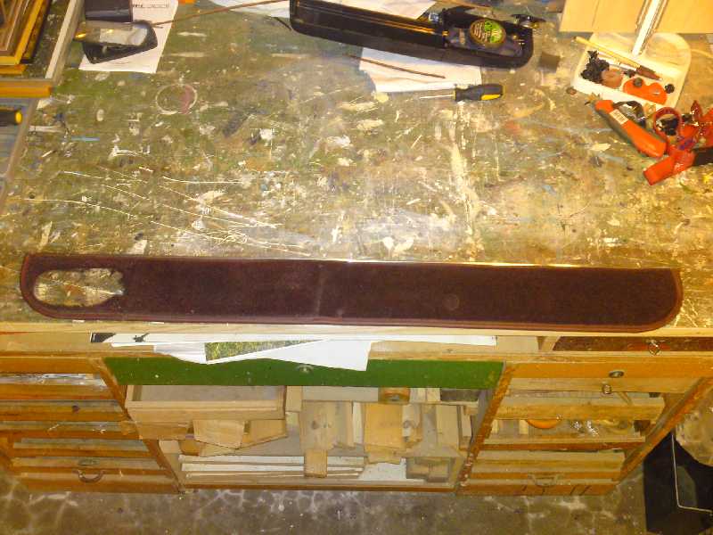 Datei:Tuerverkleidungen mit leder beziehen 02.jpg